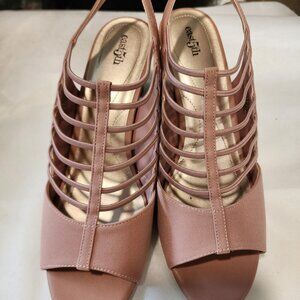 East 5th Womens Neville Peep Toe Kitten Heel Pumps 10M